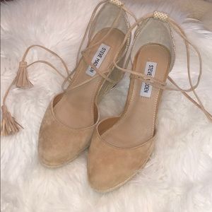 Steve Madden tan espadrilles size 7